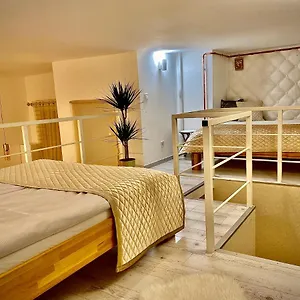 3 Comfortable And Cosy In Heart Of Near Basilica Budapest